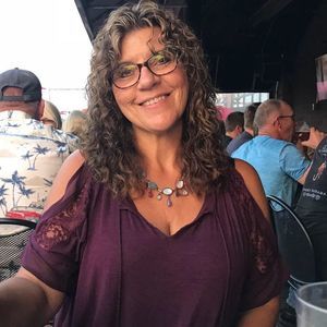 Meet your Posher, Phyllis